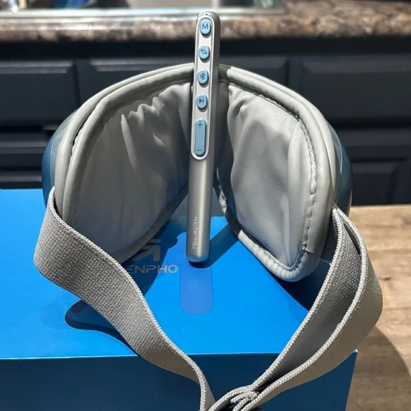 Renpho Eye Massager - Picture 3 of 3